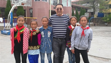 【媒體(ti)報道】雷文(wén)勇：要讓有(yǒu)知識的(de)農民(mín)留在(zai)土地上